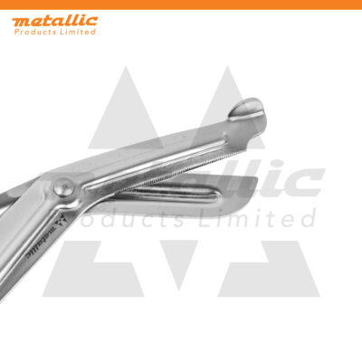 Plastic Handle Scissors 18cm – Everyday Cutting Made Easy